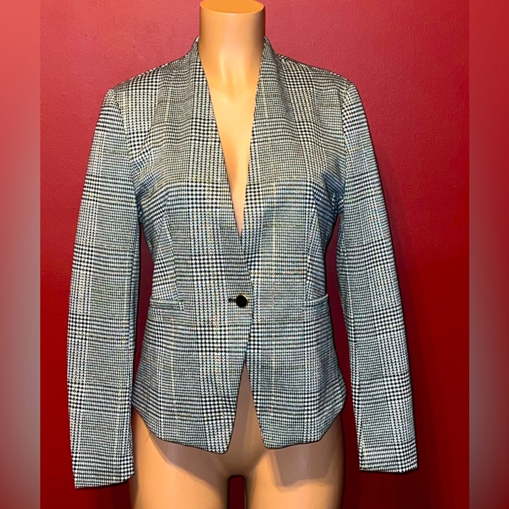Blazer medium.